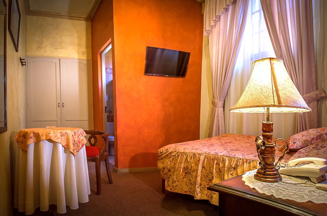 Hotel Monserrat Cochabamba Luaran gambar