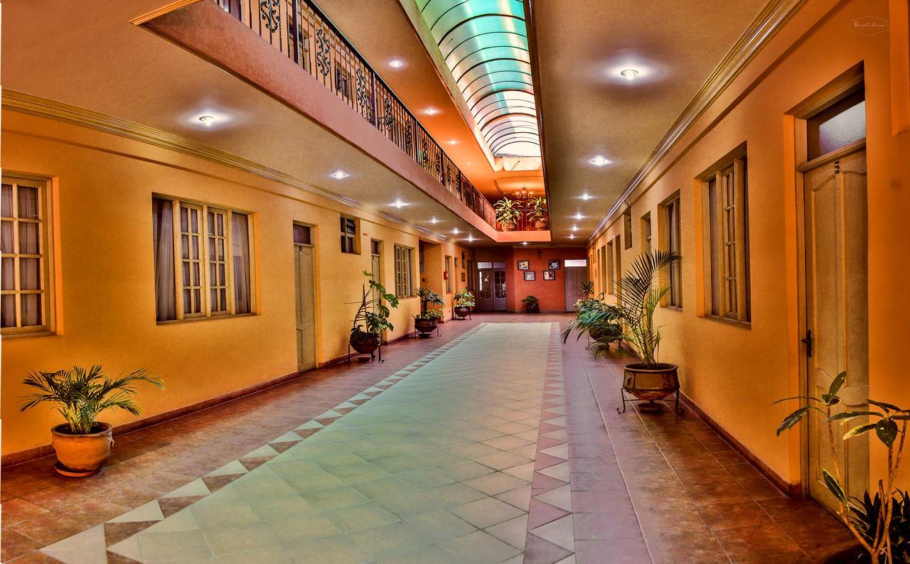 Hotel Monserrat Cochabamba Luaran gambar
