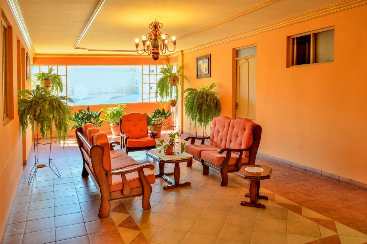 Hotel Monserrat Cochabamba Luaran gambar